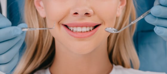 מחלת חניכיים 6 ד"ר עומר כהן - מומחה חניכיים והשתלות בתל אביב מחלת חניכיים מחלת חניכיים